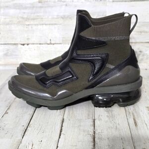 Nike Vapormax Light II Women's size 8.5 Cargo Khaki/ Black RARE